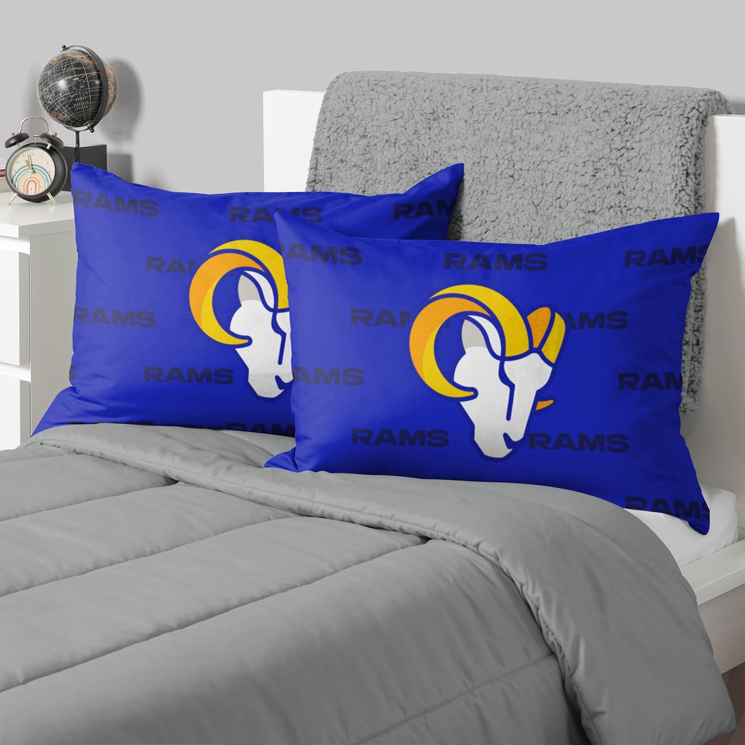 FOCO NFL Team Color Big Logo Bedding Standard 2-Pack Pillowcases